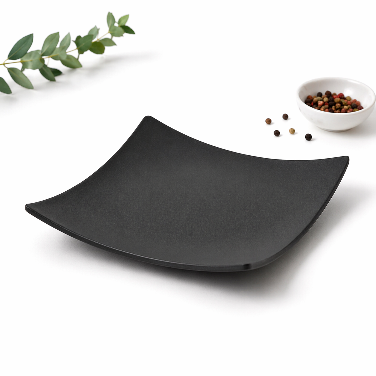 CAJA DE 48 PLATOS CUADRADOS DE 22CM MELAMINA NEGRO, ENVÍO GRATIS